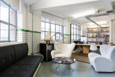 Shahra-e-Faisal Main Road Office Space On Rent Karachi