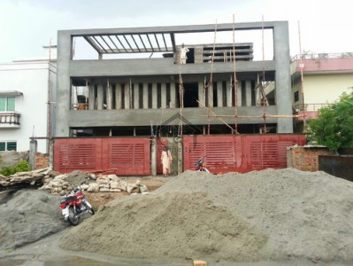 Bungalow 500 Sq Yards For Sale At DHA Phase 4