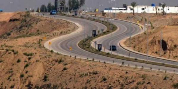 Excellent Location Hot Deal For Investors