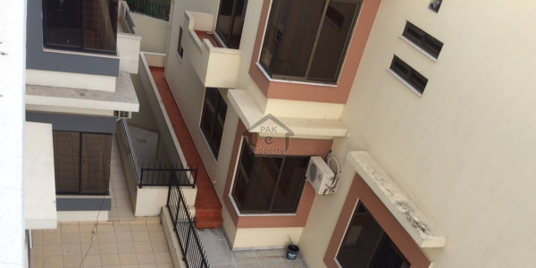 Fresh Bungalow For Sale In Nawa Killi Zarghoon Abad Phase II.