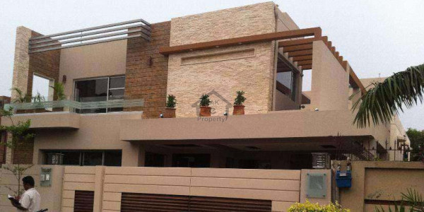 400 Square Yards Luxury Bungalow For Sale On Musa Road Quetta Cantt