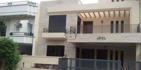 Corner Double Storey Bungalow For Sale Near Fateh Town, Okara