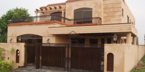 Double Storey Bungalow For Sale Near Fateh Town, Okara