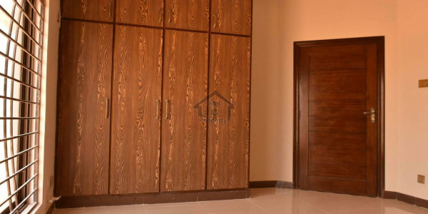 Single Storey House For Rent