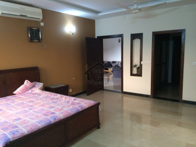 Single Storey House For Rent