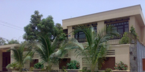 3rd Floor Flat Is Available For Sale