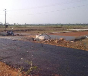 Plot For Sale In Indus Peradise Near To Israh University Hospital