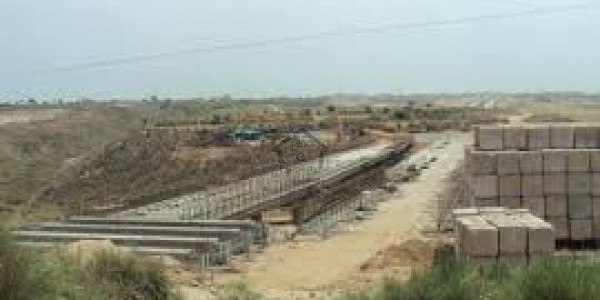 Pair Plot For Sale On Ideal Lotion