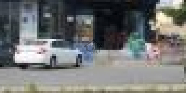 D-Mall Shop Available For Sale