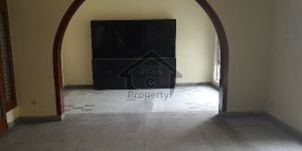 House Available For Rent