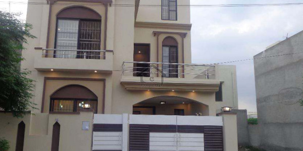 Upper Portion Available For Rent