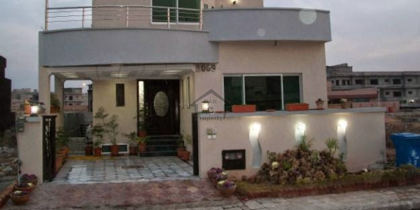 Brand New Double Storey House Is Available For Rent