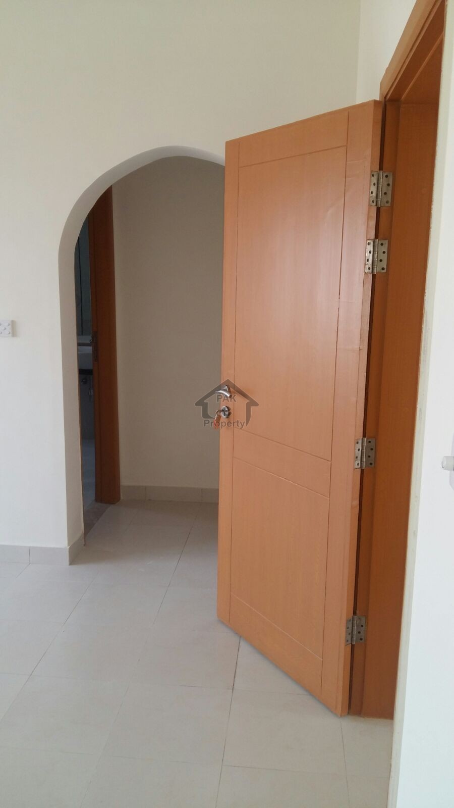 Beautiful In Alma Town Three Bed Rooms Villa Available For Sale In Canyon Views On Excellent Locatio