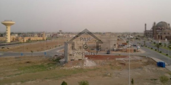 New Booking In Bahria Orchard Limited Plot Available For Sale