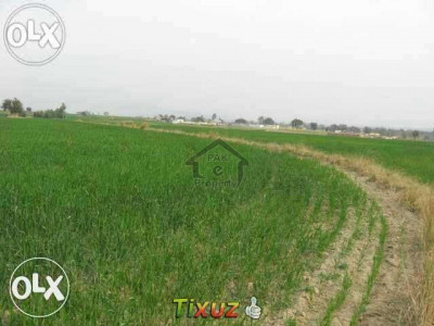 In B-17 Block E 30x60 Plot For Sale