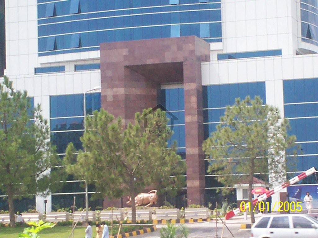 Shopping Center For Sale In Sector G-11 On Ideal Location