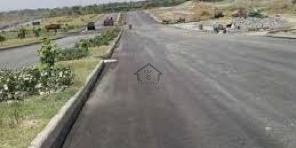 Commercial Plot 135 Marla Front 164 Feet X 225 Feet Corner For Sale