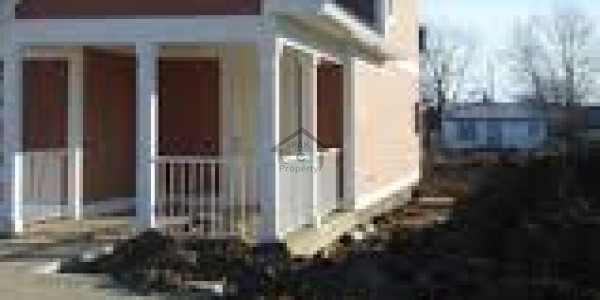 F-6/ a beautiful house available for rent top location