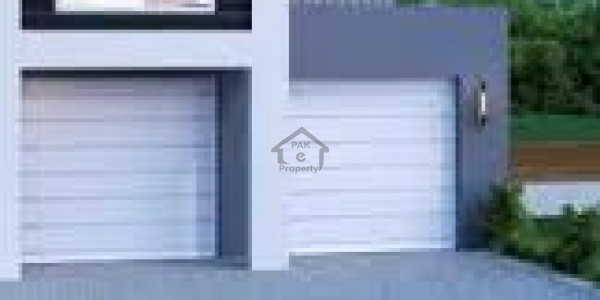 F63 a beautiful house available for rent 5 bedroom big lawn