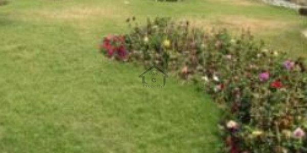 Boulevard Prime Location Plot For Sale In Bahria Town