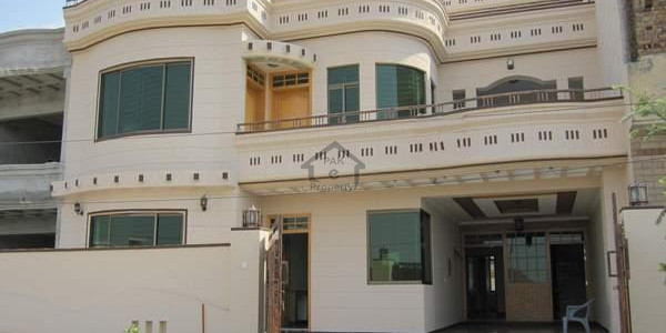 E-7 1000 Sq Yard 5 Bedrooms Beautiful House For Rent