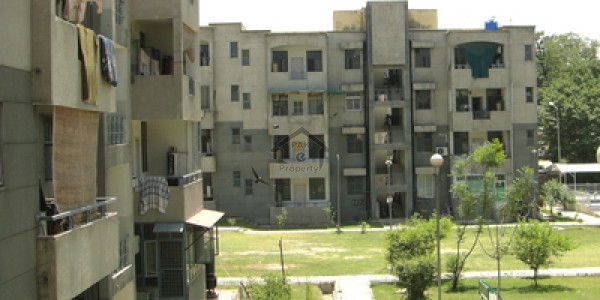 Flat Available For Rent