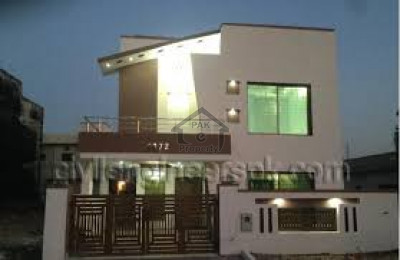 Abu-Bakar 7 Marla House Excellent Location