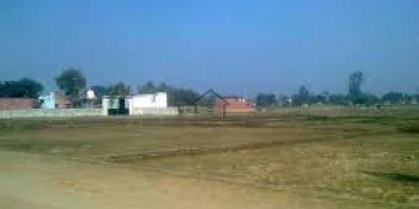 Margla Facing 50x90 Plot For Sale In D-12/4