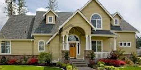 Investor rate house available in Askari 14