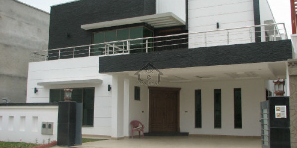 E113 4beds Open Basement Green Lawn Ddtvlkitchen Servant Room 1 Car Parking