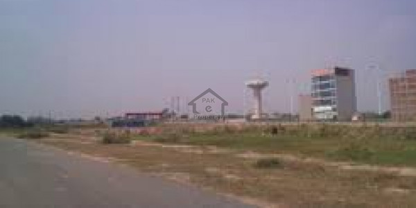 600 Square Yards Plot for Sale