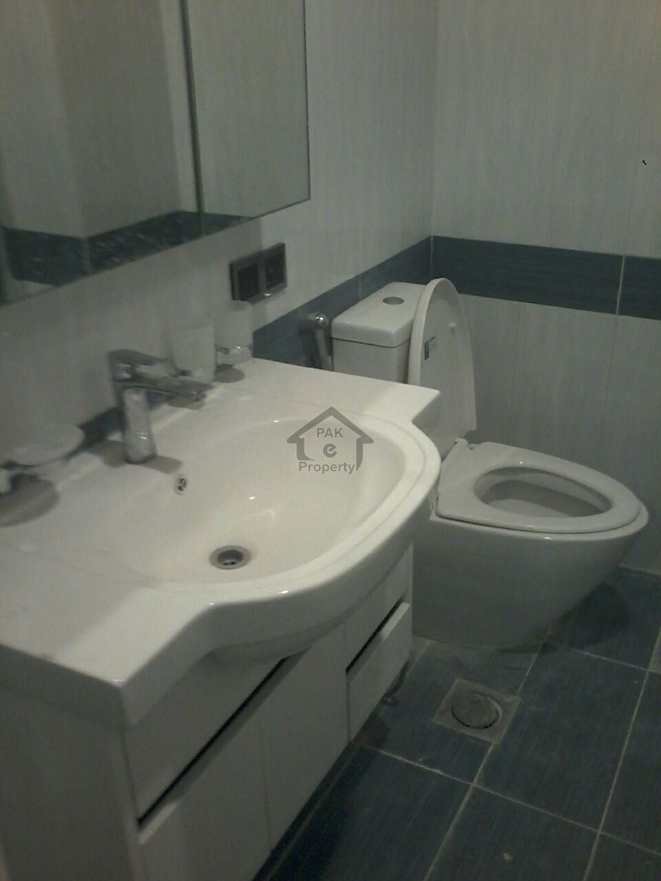 Beautiful Studio Apartment Available For Sale In The Centaurus Islamabad