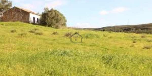 5 Marla Plot Facing Park E Block Tariq Gardens Lahore