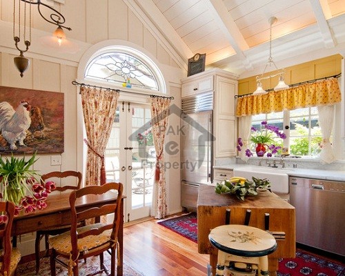 3 bed 500 yards upper portion G-10/3 separate gate and entrance