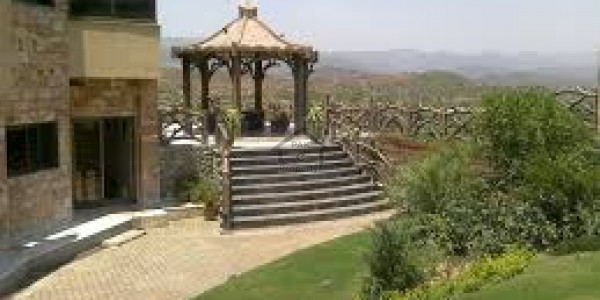 Farm House Available For Sale