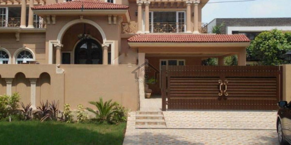 3 Bed Beautiful Fully Furnished House Available On Reasonable Rent