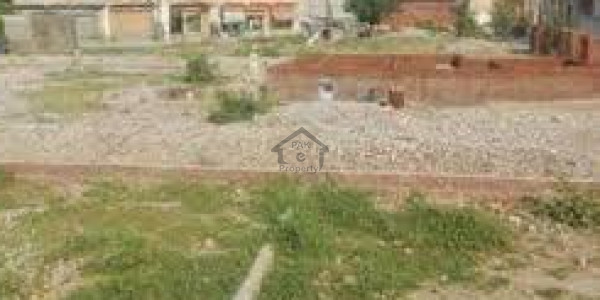 B17 Block B 40X80 Front Open 60ft Road For Sale