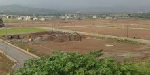 Gulberg Greens Block D4 Kanal Farm House