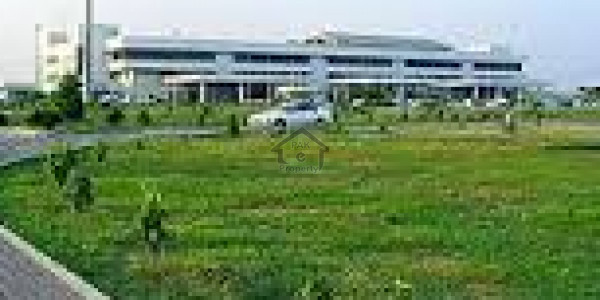 Gulberg Greens5 Kanal Invester Rate Farm House Available