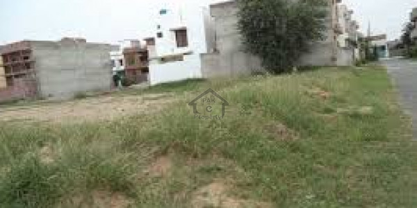 10 Marla Plot For Sale