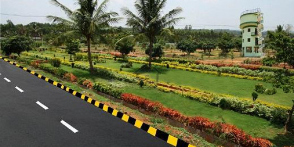 Raiwind Road - HOT IDEAL LOCATION AT RAIWIND ROAD IN Lahore