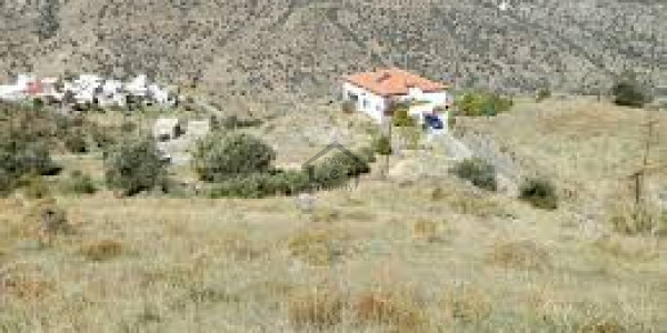 Khayaban-e-Amin - Block A- 5 marla Residential Plot Is Available For Sale