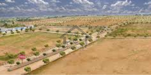 Available in Reasonable Price Plot Of 2 Kanal Size:75x120 Gulberg