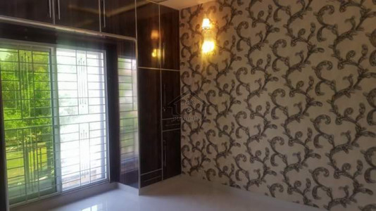 Luxury  House Available in F-7