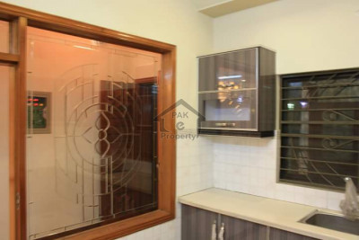 A Luxury House of 5 Bed With Margalla View