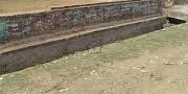 MM Alam Road - 6 Kanal Commercial Plot For Sale