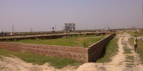 5 Marla Plot For Sale