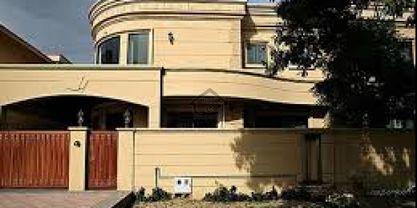 Sarwar Road Main Cantt-3 Kanal House For Sale