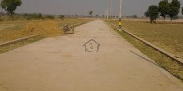 Bahria Town - 10 Marla Plot For Sale