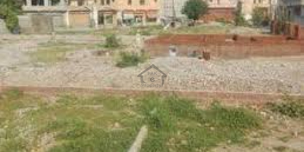 DHA Defence - DEFENCE 1OOO YARDS PLOT ZONE A PHASE 8 75 X 120 IN Karachi